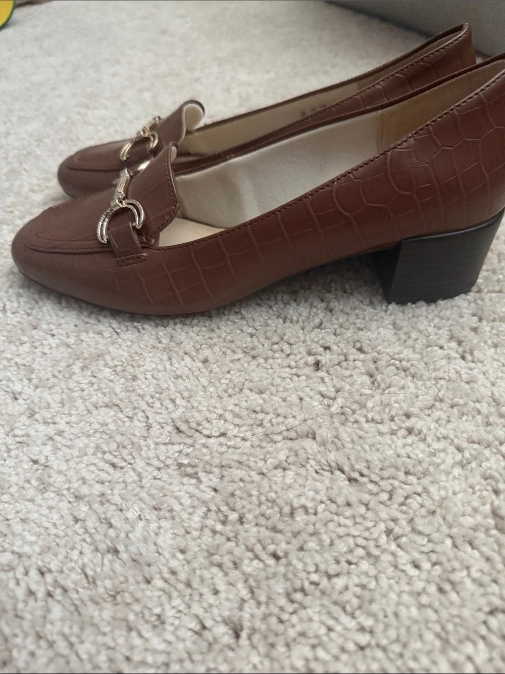Life Stride croc embossed